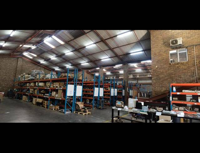 INDUSTRIAL PROPERTY TO RENT IN SILVERTON